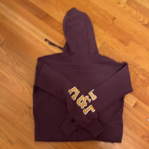 Abercrombie & Fitch Size XS dark plum hoodie. - Picture 3 of 5